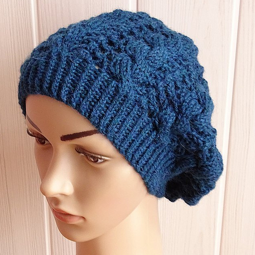 Bonnet femme bleu pétrole en laine