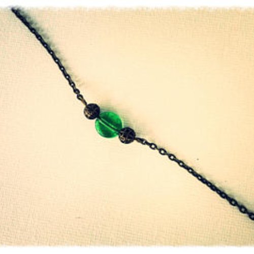 Bracelet, les discrètes, perle verte ronde