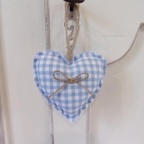 Coeur à suspendre en tissu à carreaux vichy bleu ciel  coussin de porte 12cm décoration maison de campagne