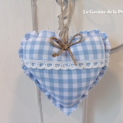 Coeur à suspendre en tissu à carreaux vichy bleu ciel dentelle coussin de porte 12cm décoration maison de campagne