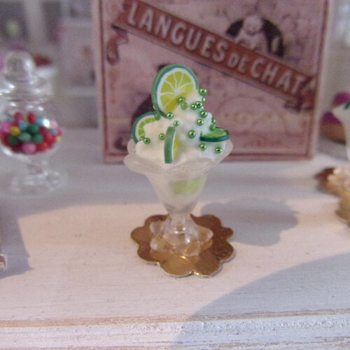 1 coupe de glace miniature crème glacée citron vert chantilly coupe colonel décoration fait main pour maison de poupées 1:12