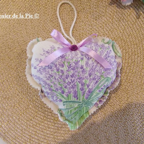 Grand coeur en tissu à suspendre bouquet de lavande n°2 décoration de clé motif fleurs provence 14.5cm