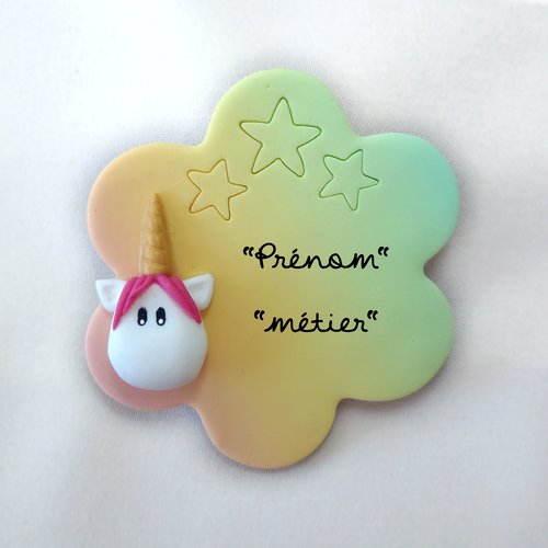 Badge personnalisable en fimo pour infirmière, sage-femme, etc. - modèle "licorne arc-en-ciel"