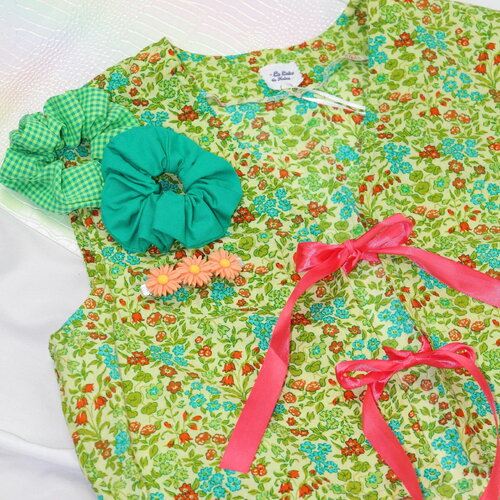 Gilet court sans manches noué millefleurs champêtre