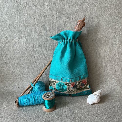 Pochette en lin turquoise