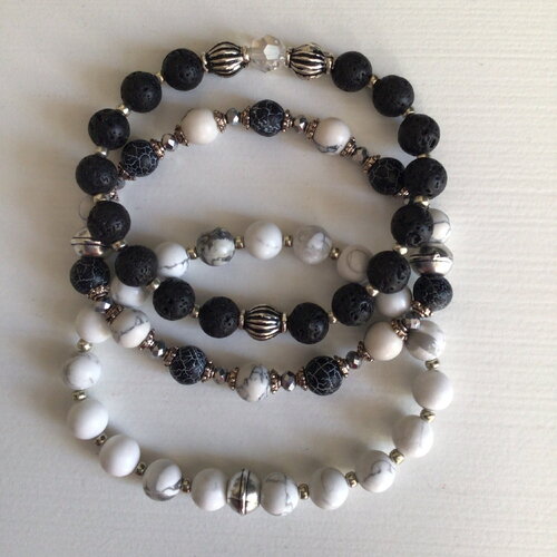 Ensemble de 3 bracelets élastiqués, en perles de pierres gemme naturelles howlite lave et agate