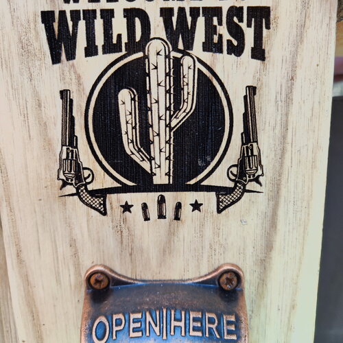 Western chic décapsuleur mural chêne &amp; métal – cadeau original pour amateurs de bière