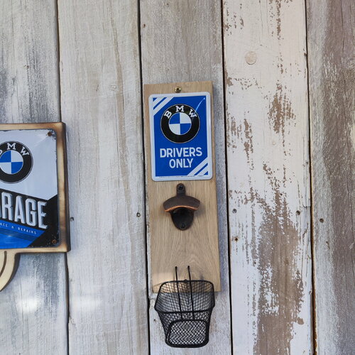 Carte métallique  bmw drivers only ou garage disponible seul ou monté sur notre décapsuleur licence officiel nostalgic art 4036113102917
