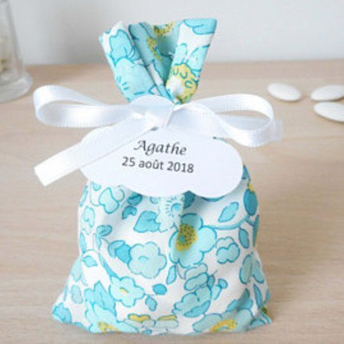 Ballotin à dragées - mariage & baptême - tissu liberty betsy mint and lemon - ruban satin blanc - étiquette papier