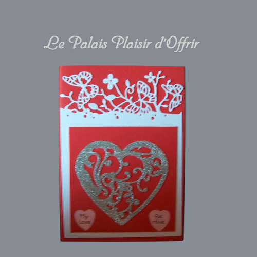 Carte saint valentin - gros coeur argent pailleté et sa dentelle de papillons blancs