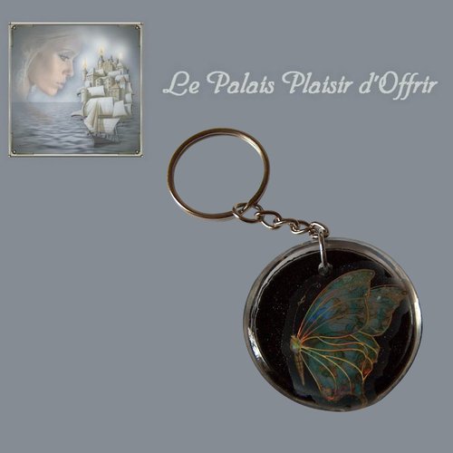 Porte-clef - résine - profil papillon irisé en rond