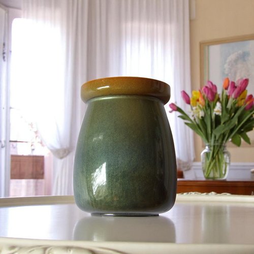 Pot/vase - résine - forme ronde évasée bleu et vert avec bordure or