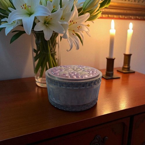 Boîte - resine - grand coffret diamanté avec ses étoiles