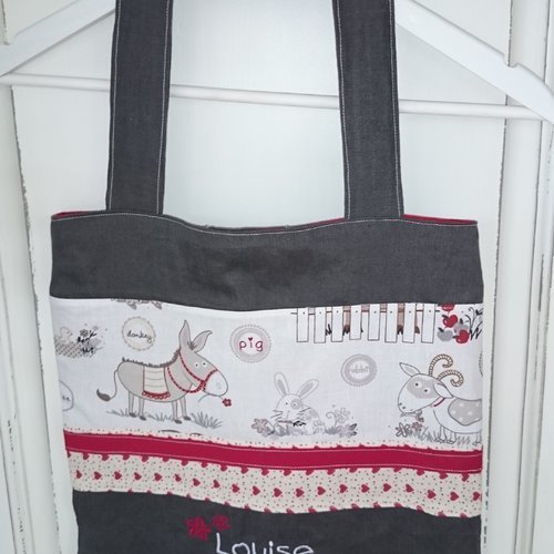 Tote bag enfant personnalisé avec broderie au prénom de louise