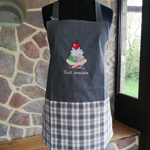 Tablier de cuisine femme brodé "fait maison"