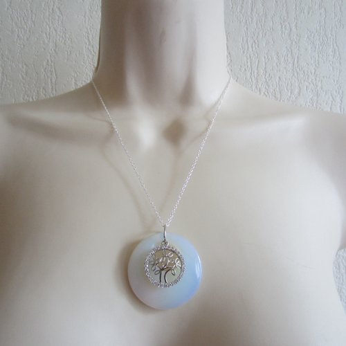 Chaîne plaqué argent avec pendentif en opale