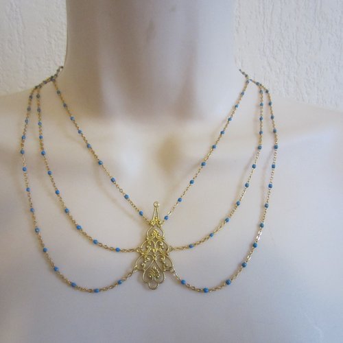 Collier multi rangs bleu et doré