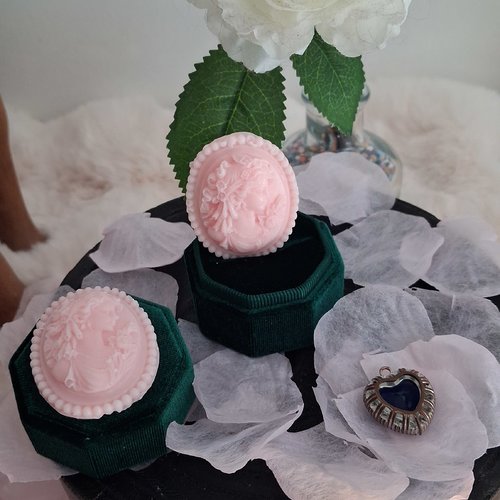 Lot de fondants  camée en cire végétale de soja poids 16 g senteur fleur de coton