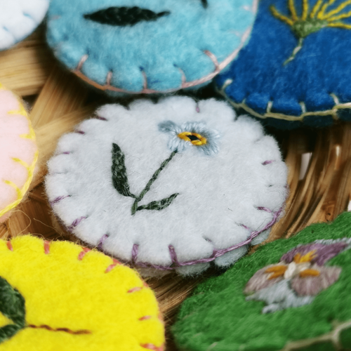 Broche myosotis