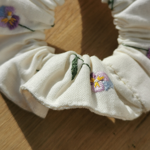 Chouchou pensée violette