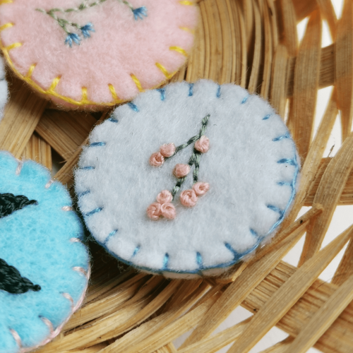 Broche fleurs champêtres