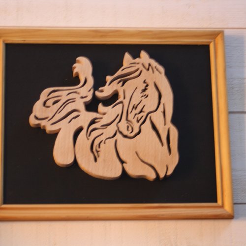 Cadre, tableau silhouette cheval 3den bois de hêtre fabriqué artisanalement en chantournage