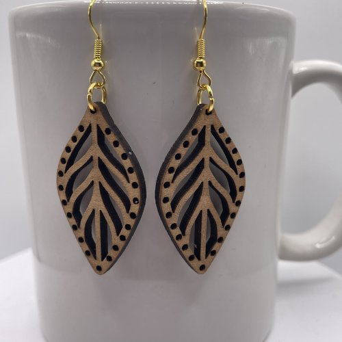 Boucles d’oreilles pendantes en bois