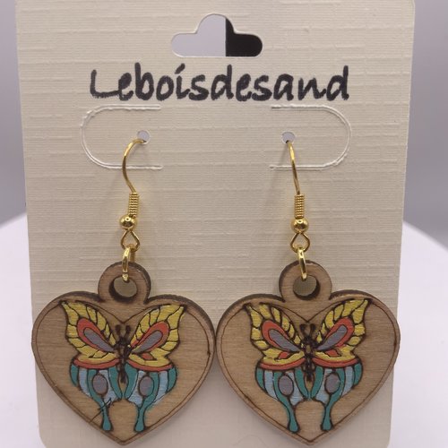 Boucles d’oreilles pendantes en bois cœur / papillon