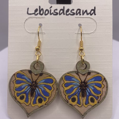 Boucles d’oreilles pendantes en bois cœur / papillon