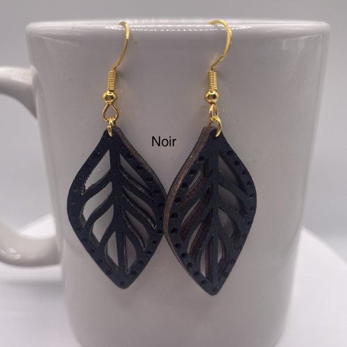 Boucles d’oreilles pendantes en bois