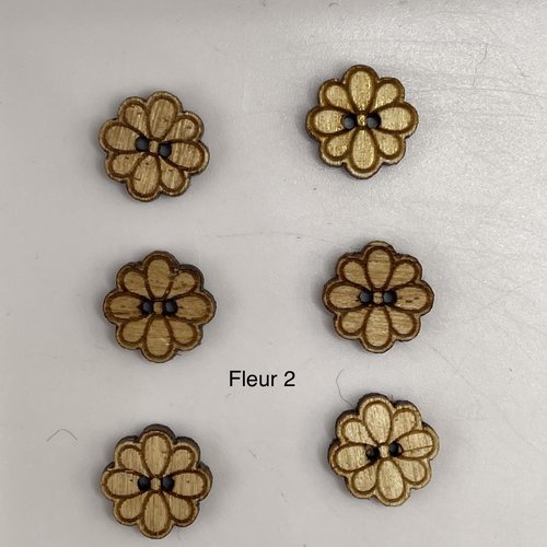 Bouton fantaisie en bois fleur 2
