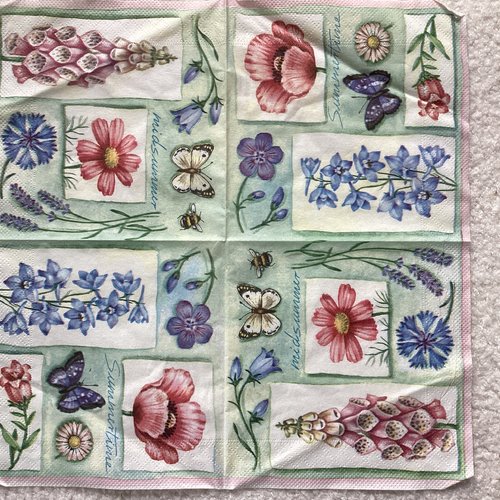 Serviette en papier fleurs