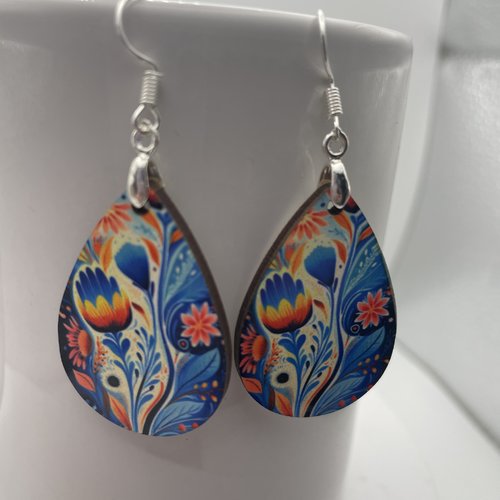 Boucles d’oreilles en bois gouttes pendantes fleurs boho ton bleu