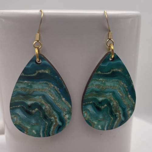 Boucles d’oreilles en bois gouttes pendantes fleurs ton marbre vert