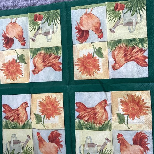 Serviette en papier poule