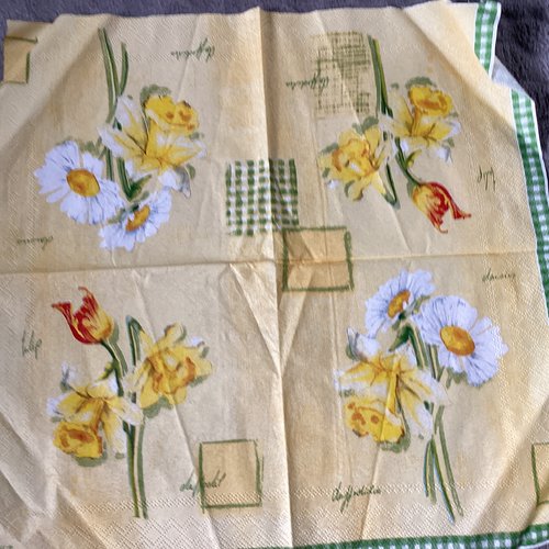 Serviette en papier fleurs