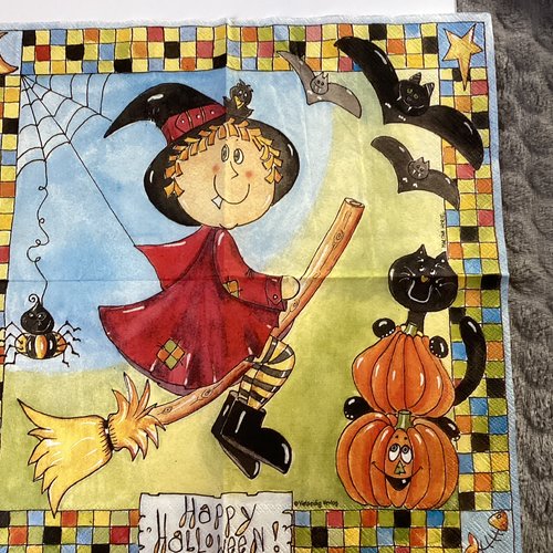 Serviette en papier sorcière