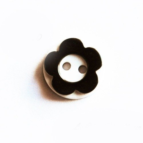 Bouton résine fleur noir et blanc 12 mm layette (r000)