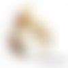 Breloque ethnique rond ovale croissant de lune en métal doré avec imitation perle blanche 21mm x 13mm (a7018) 