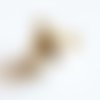 Breloque couronne doré sur perle (imitation) nacré 17mm x 15mm princesse (b002a) 