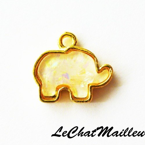 Breloque en métal doré en forme d'éléphant insert blanc irisé 17 mm x 15 mm (af000)