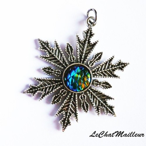 Pendentif étoile flocon de neige en métal argenté avec son cabochon écaille de sirène dragon (e000)