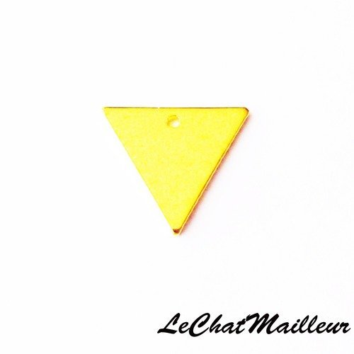 Breloque triangle en métal doré lisse 14 mm x 12 mm géométrique (a7065)