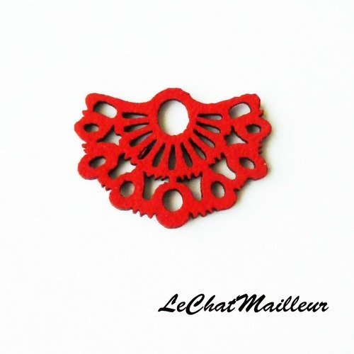 Appret éventail pièce de cuir artificiel rouge dentelles arabesques plume de paon 24 mm x 17 mm