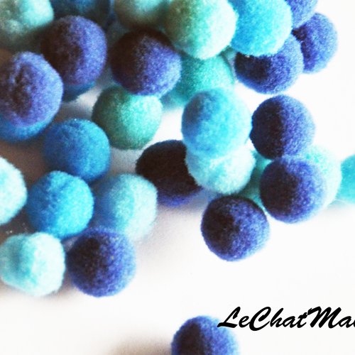 Lot 10 petits pompons bleu aléatoire 10 mm en polyester ponpon dégrader (m018)