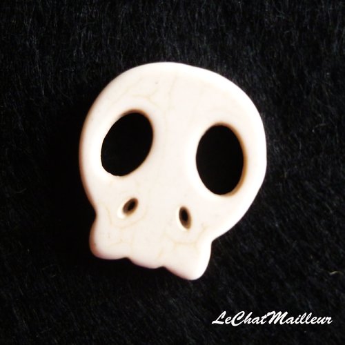 Perle tête de mort en imitation howlite crane squelette 28 mm halloween jack mexicaine