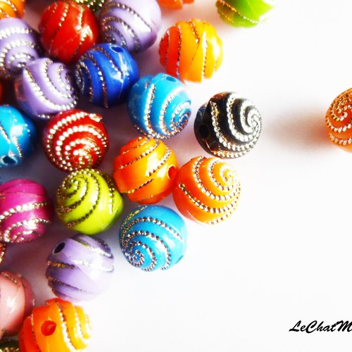 Lot de 10 perles spirale en acrylique couleurs aléatoires 12 mm fantaisie