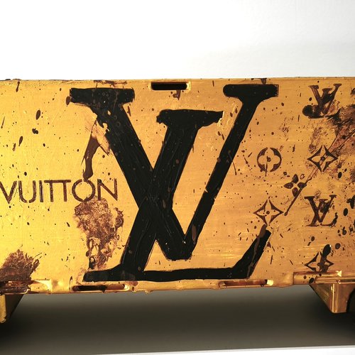 Camion semi-remorque custom pop art luxe – or métallisé & monogramme noir – pièce unique peinte à la main