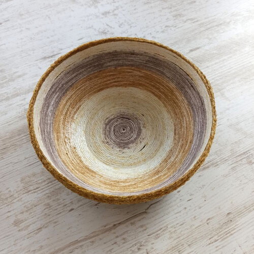 Panier de rangement unique et écoresponsable - idéal pour bijoux - fait main en laine durcie naturellement