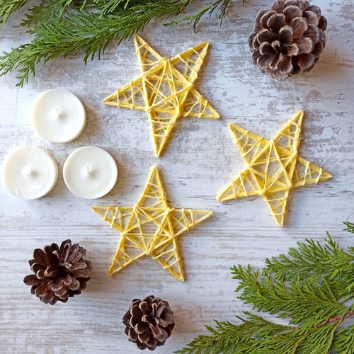 Lot de 3 étoiles jaunes en laine recyclée – décoration de noël artisanale et écoresponsable